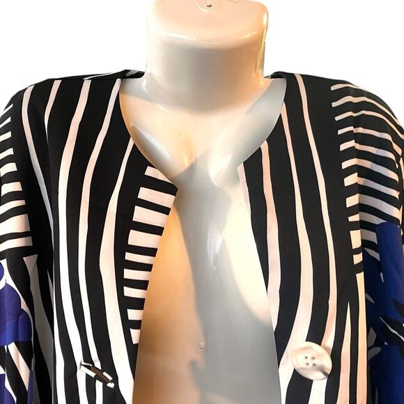 Mirelle Women's Blk/Wht Striped Blue Floral 1-Button Front Cardigan/Jacket SZ XL - Picture 6 of 9